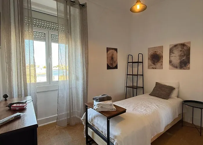 Casa Muralhas ペニシェ